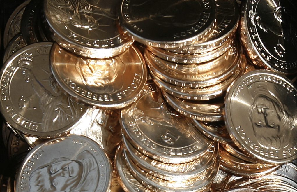 Does Coinstar Take Dollar Coins?