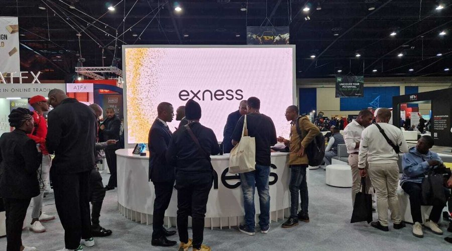 Exness瞄准西班牙语交易员：Team Pro再添两名Finfluencers图标