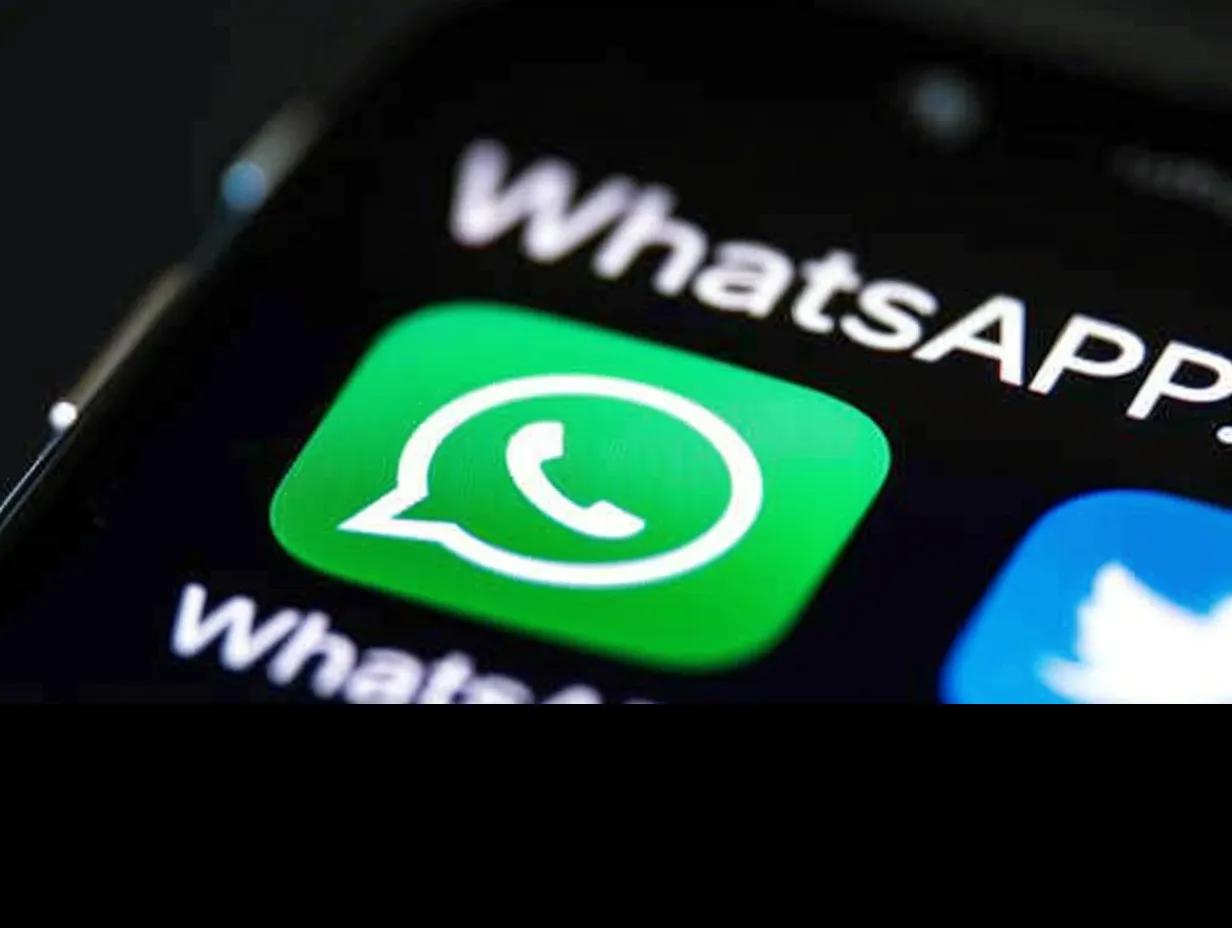 WhatsApp将为Meta AI引入语音聊天模式，提供多种语音选项图标