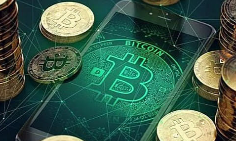 空头陷入困境：比特币分析粉碎 10.7 万美元双顶恐慌！