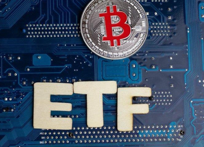 比特币现货ETF投资下滑，但比特币巨鲸暗示牛市即将到来