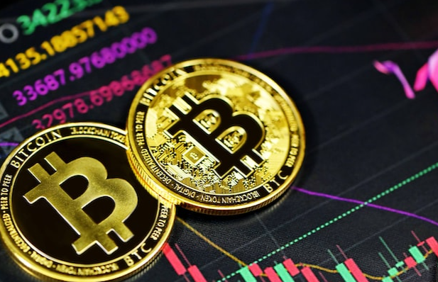 比特币单日跌穿10.9万，香港交易所紧急牌照申请暴增