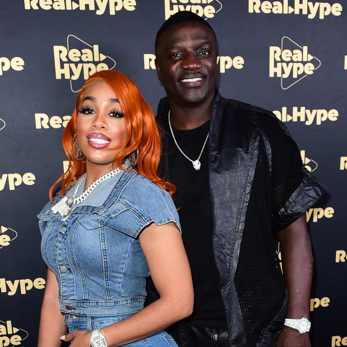 🚨 BREAKING NEWS: Akon's wife, Tomeka Thiam, has filed for divorce, ending their nearly 30-year marriage.