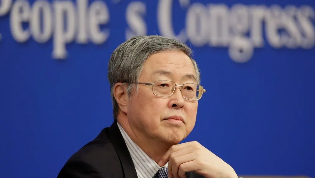 What does China's most influential former central bank governor think of stablecoins?

Zhou Xiaochuan highlighted the multifaceted risks and opportunities of stablecoins. He warned that stablecoins could pose instability risks if issuance and leverage are not properly managed. While stablecoins can support DeFi and tokenization, existing payment systems are generally sufficient. Compliance, investor protection, and actual circulation demand are crucial, and speculative use could threaten their sustainability. A cautious, multifaceted strategy is necessary. Read more