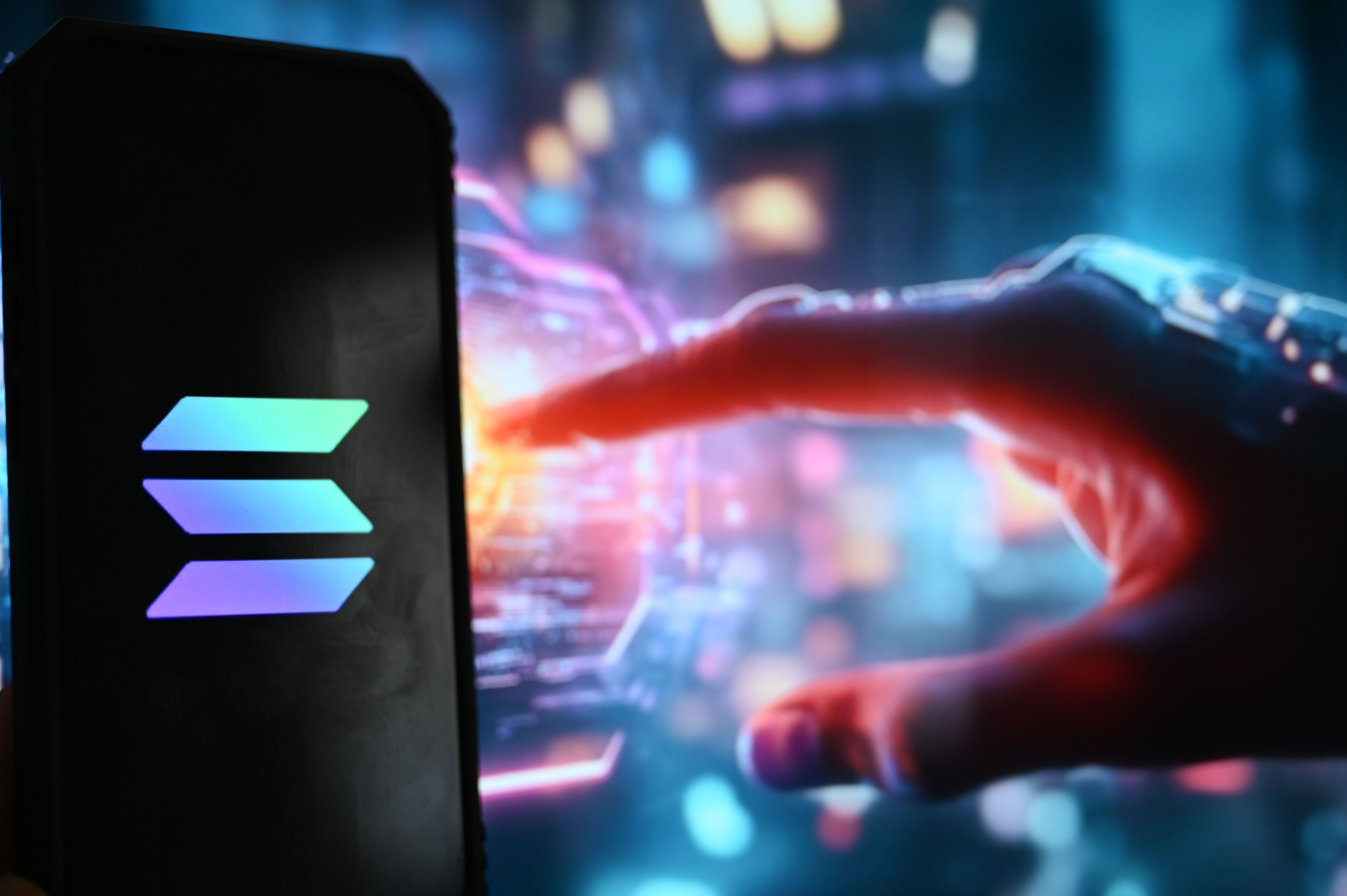 Solana Foundation Manager Calls Out Ripple Execs for On-Chain “Facts-Only” Debate