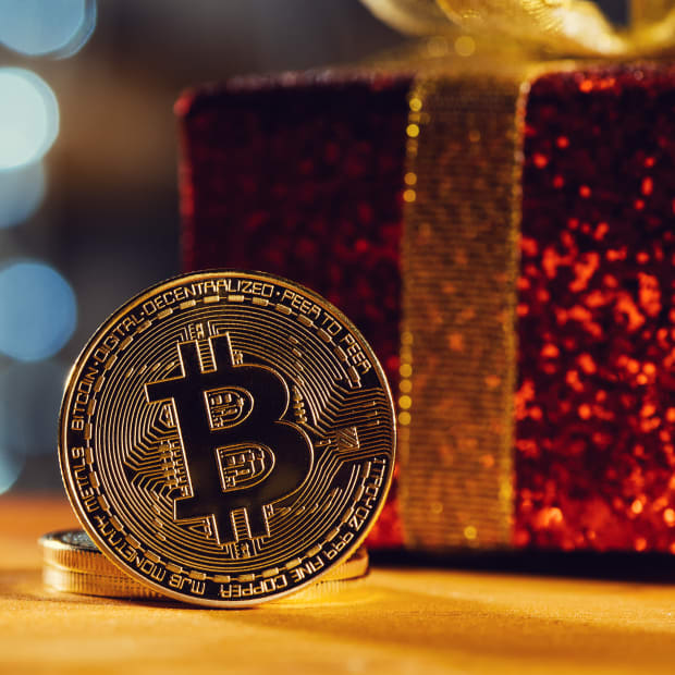 分析师预测比特币正蓄势待发，准备迎接圣诞节前的这波上涨行情。