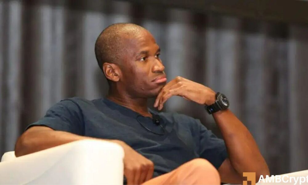 比特币ETF资金蒸发26亿美元——为什么Arthur Hayes说“投资者不喜欢比特币”