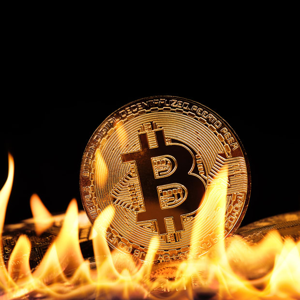 比特币最早的亿万富翁在市场崩盘后清空了所有投资组合