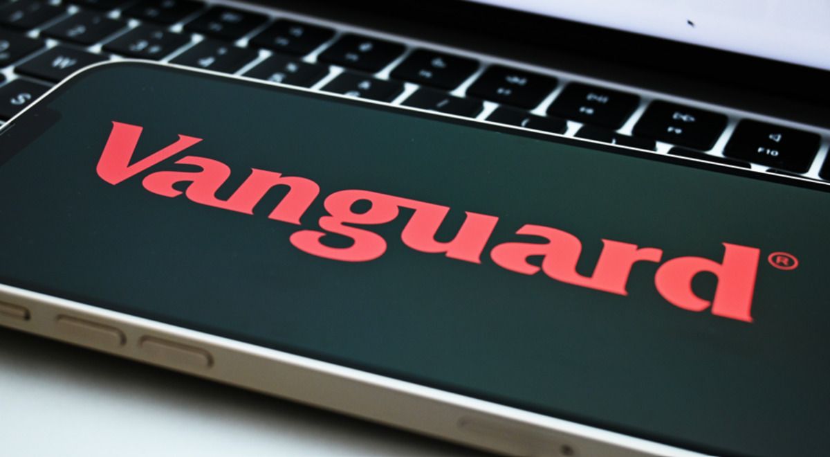 先锋集团在多年抵制后终于向加密货币ETF敞开大门。