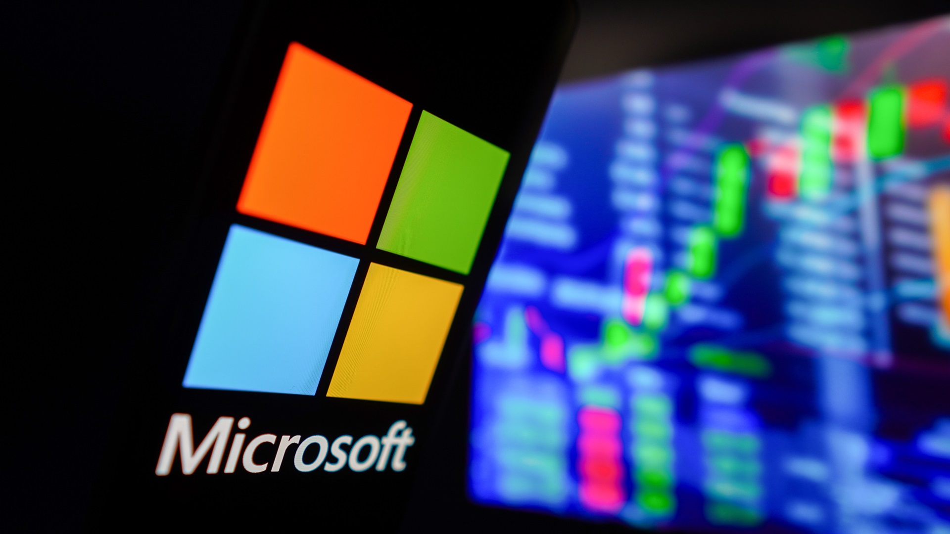 微软（MSFT）下调人工智能软件销售目标，股价下跌