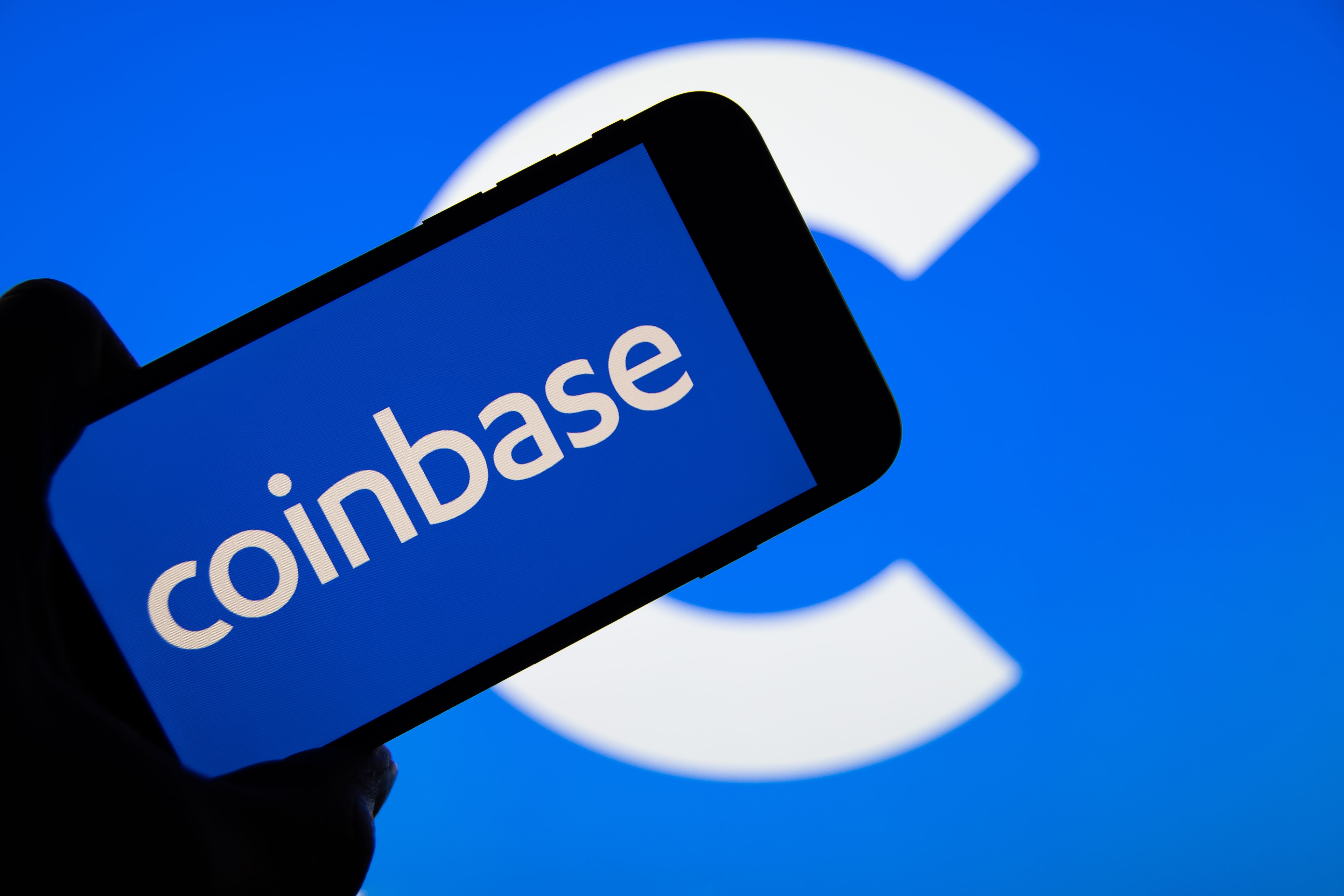 Coinbase 上线 Plume 和 Jupiter 代币，现货交易于 12 月 9 日开始。