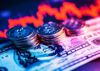 美国顶级监管机构称，美国银行可以允许客户无条件交易比特币和加密货币