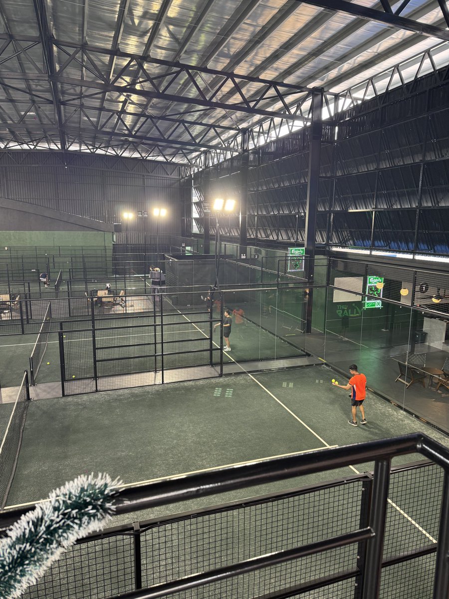 与加密货币无关的最新消息

我在吉隆坡投资了板式网球场，最近刚刚开业。

地址：Quill City Mall 8楼顶楼

预订请联系：