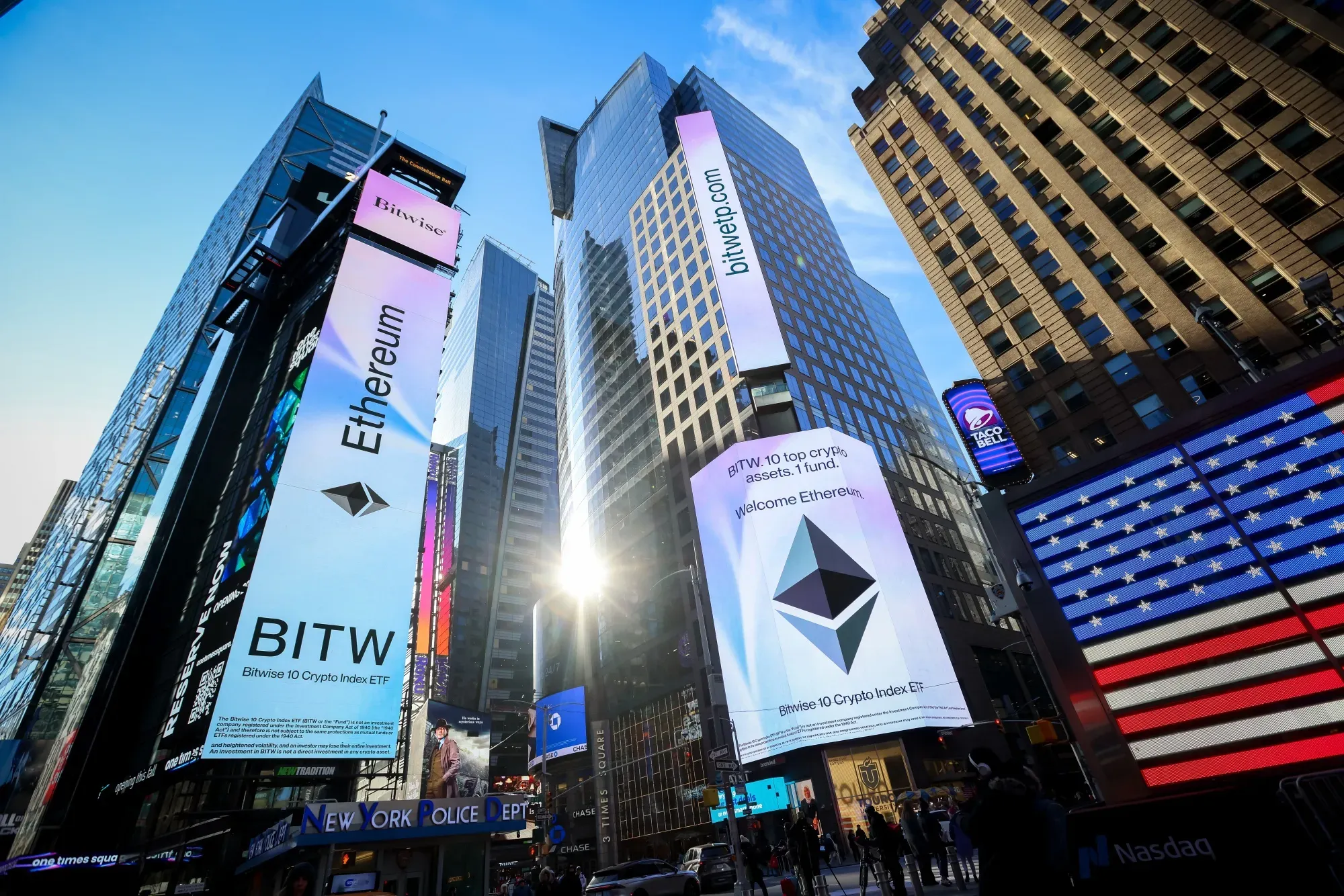 摩根大通1亿美元代币化基金登陆以太坊，ETH价格战聚焦2600与3600美元