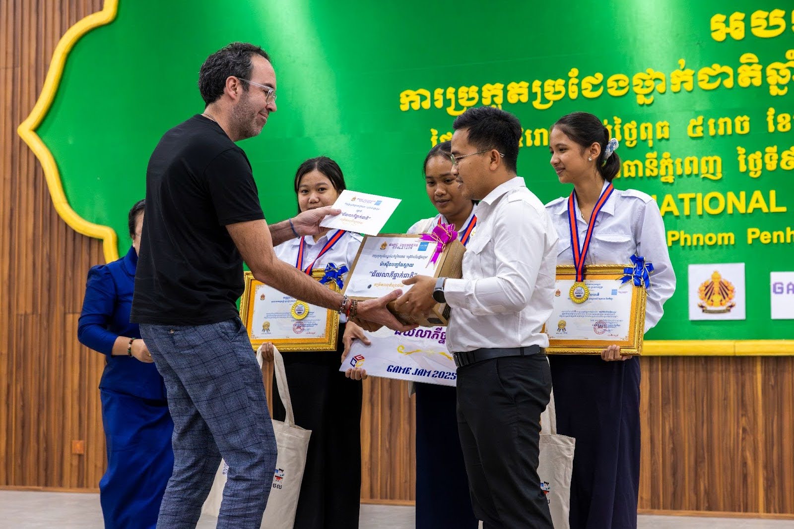 Bitget：通过视频游戏开发，助力柬埔寨青年在数字经济中蓬勃发展