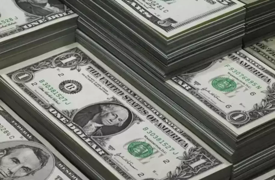 美元走软，黄金和白银价格飙升至新高