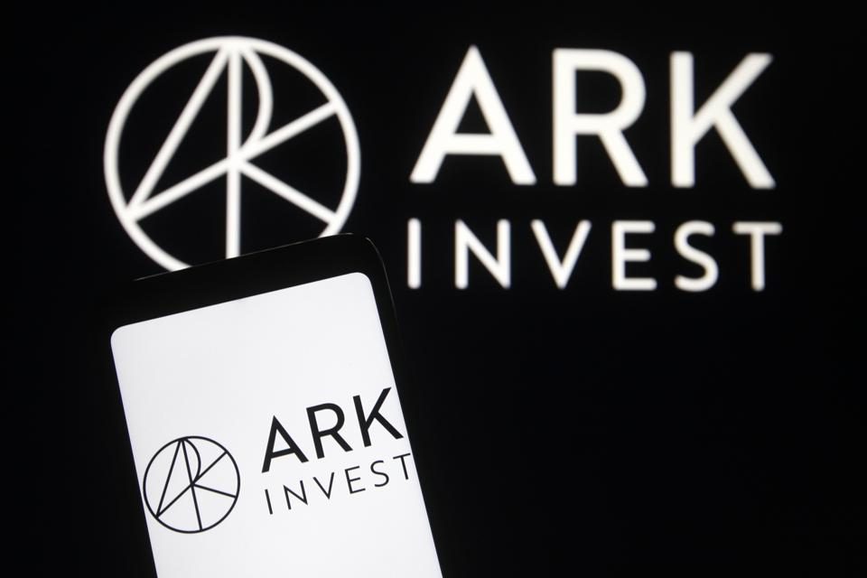 ARK Invest 提交 ETF 申请，XRP 成为核心资产，权重达 19.88%。