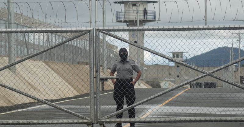 El Salvador reforms its constitution to allow a permanent ban on murder, violence, and terrorism.