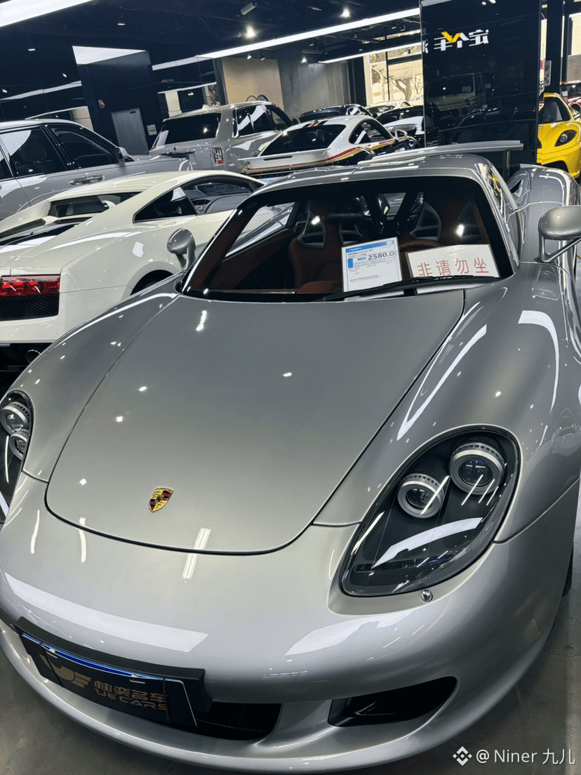 It's all crypto's fault.

I could have afforded this car myself, but after a few years of playing with NFT, GameFi, MEME, and DeFi,

now I can only sneakily take a picture with my phone.

$BTC

{spot}(BTCUSDT)