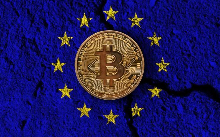 欧元日元集体反攻！多国紧急立法，稳定币市场要终结美元一家独大？