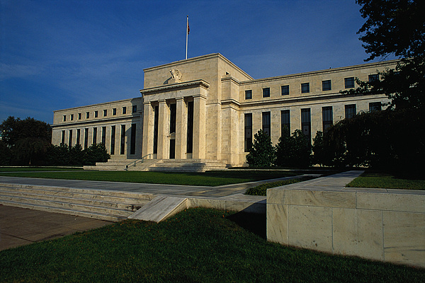 美联储下一任主席生变!沃什的政策主张:降息 + 缩表