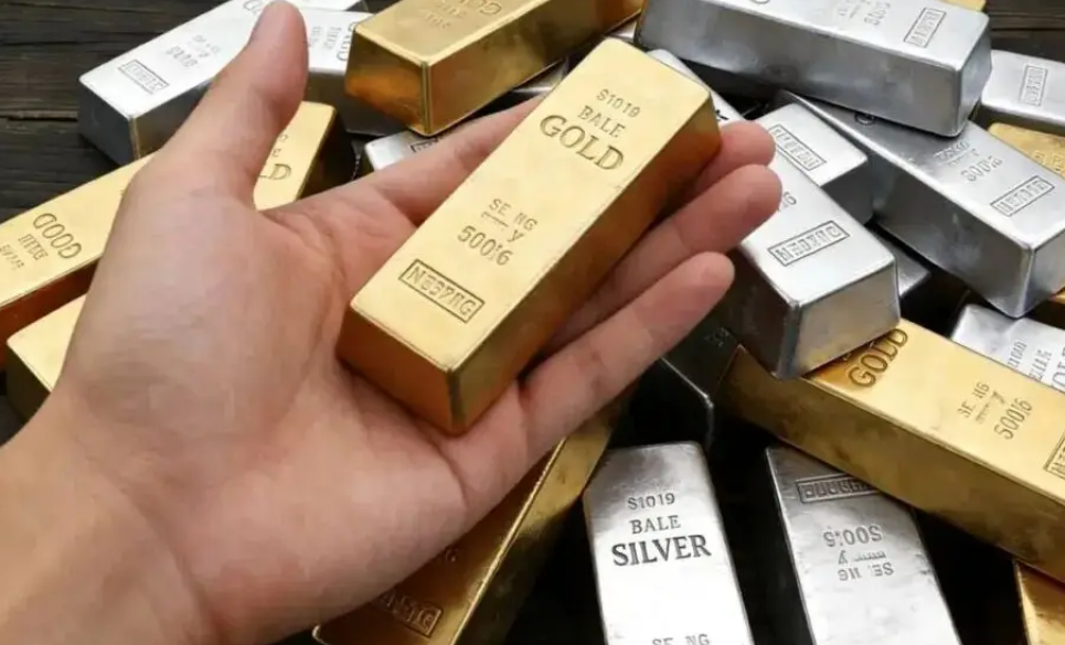 见证历史：现货黄金冲破5000美元，白银涨破106美元！