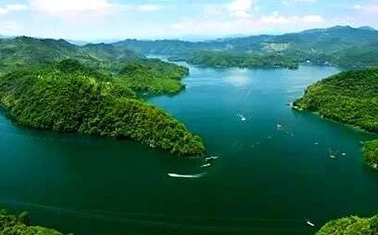 下一代APP：自主、智能与人性化的数字文明